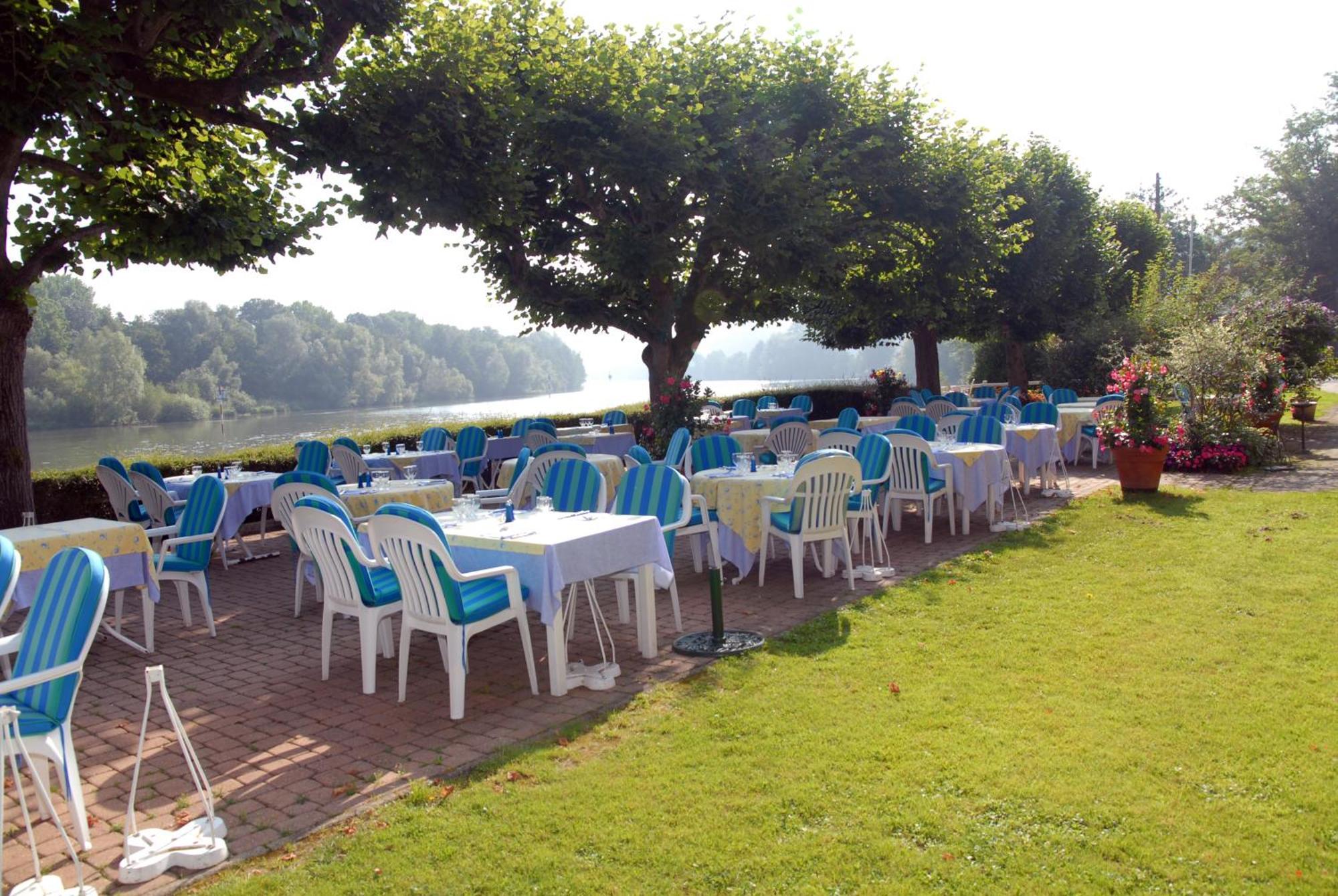 Hostellerie De Pavillon Saint-Hubert Gouvieux Εξωτερικό φωτογραφία