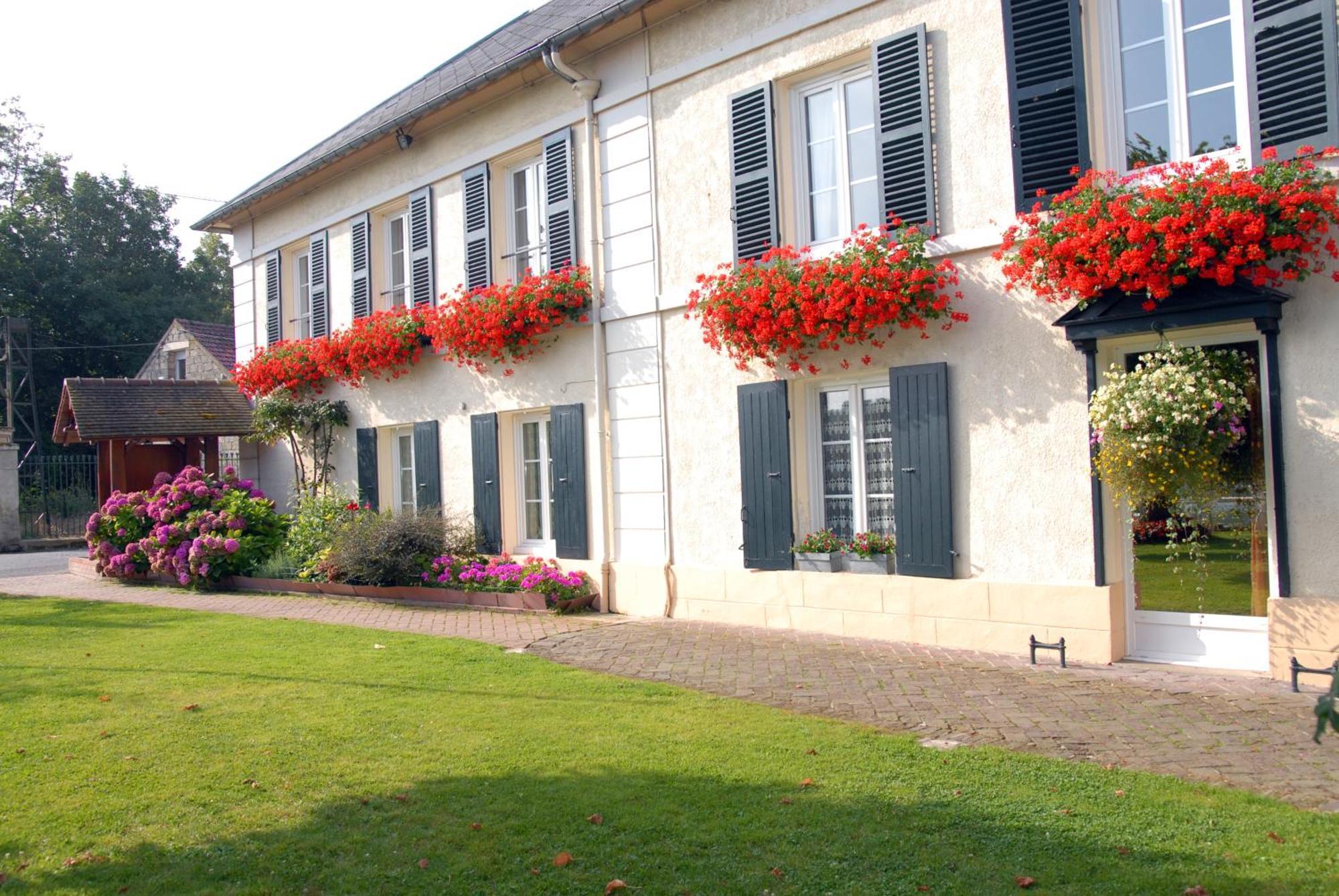 Hostellerie De Pavillon Saint-Hubert Gouvieux Εξωτερικό φωτογραφία