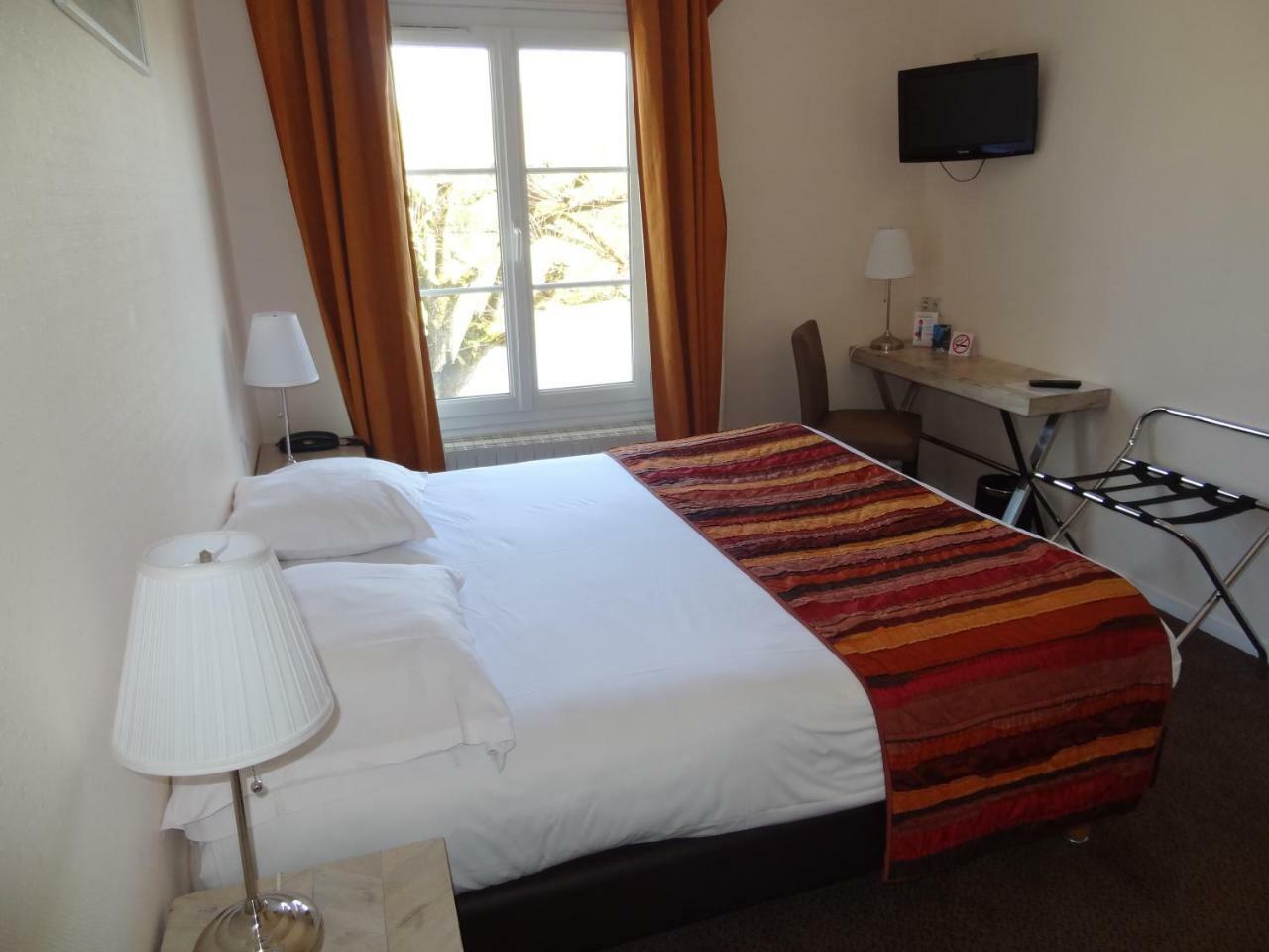 Hostellerie De Pavillon Saint-Hubert Gouvieux Εξωτερικό φωτογραφία